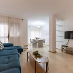 Apto Pasaje Gran Capitan * Córdoba